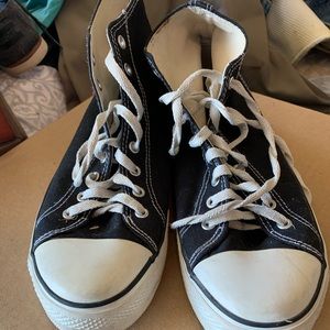 Men’s faded glory high tops size 8